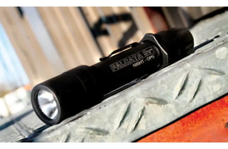 BlackHawk Night-Ops Falcata 9v Xenon Flashlight (incandescent bulb) 75202BK